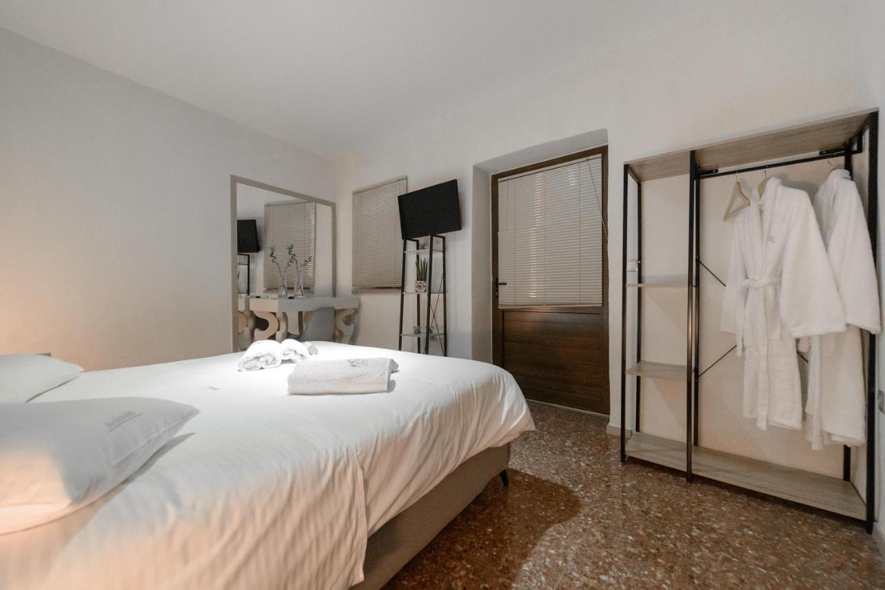 Athina House Spa & Hammam Arkhondiki Exterior photo