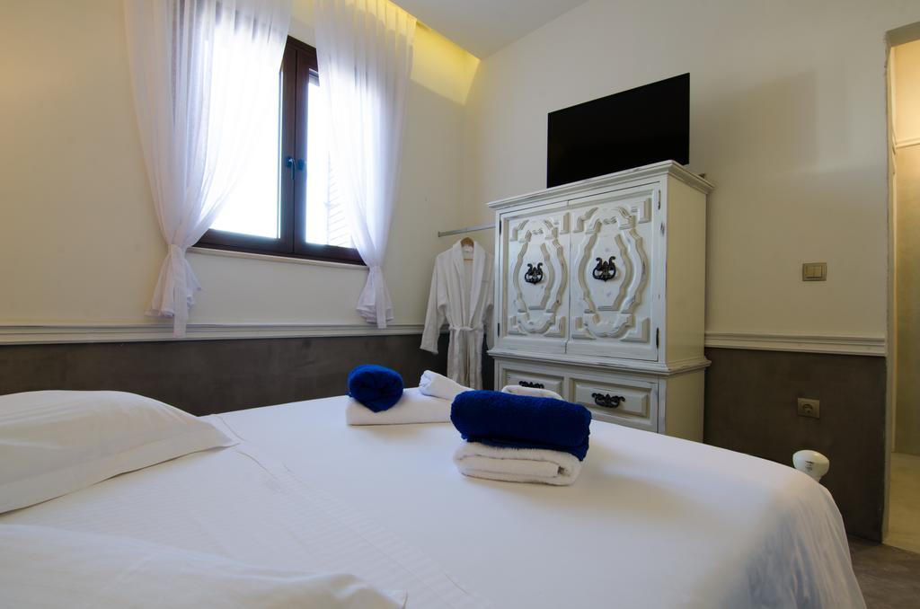 Athina House Spa & Hammam Arkhondiki Exterior photo