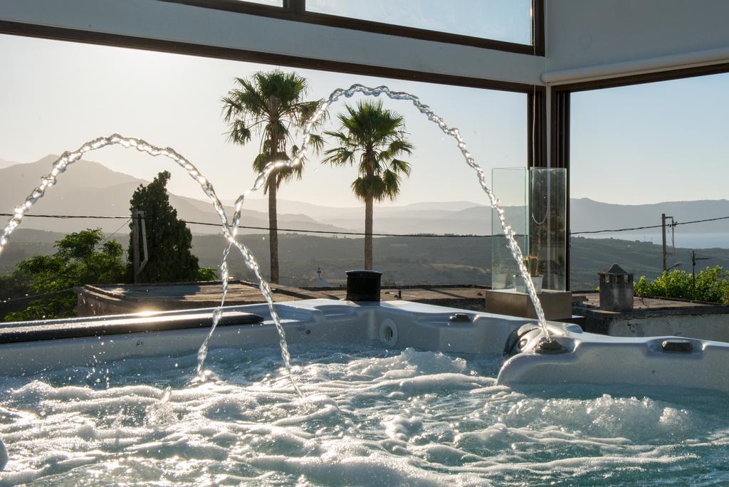 Athina House Spa & Hammam Arkhondiki Exterior photo