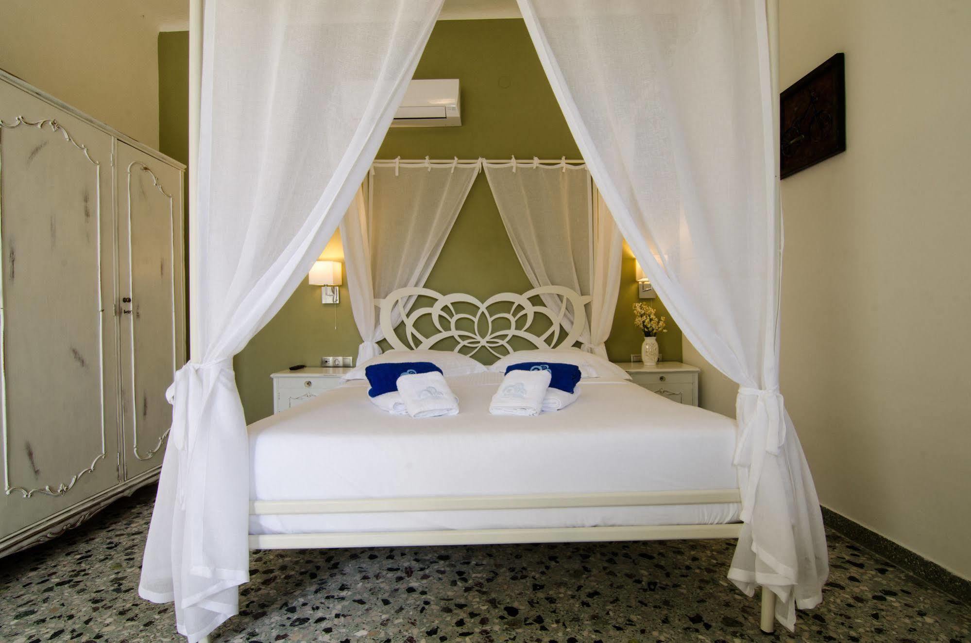 Athina House Spa & Hammam Arkhondiki Exterior photo