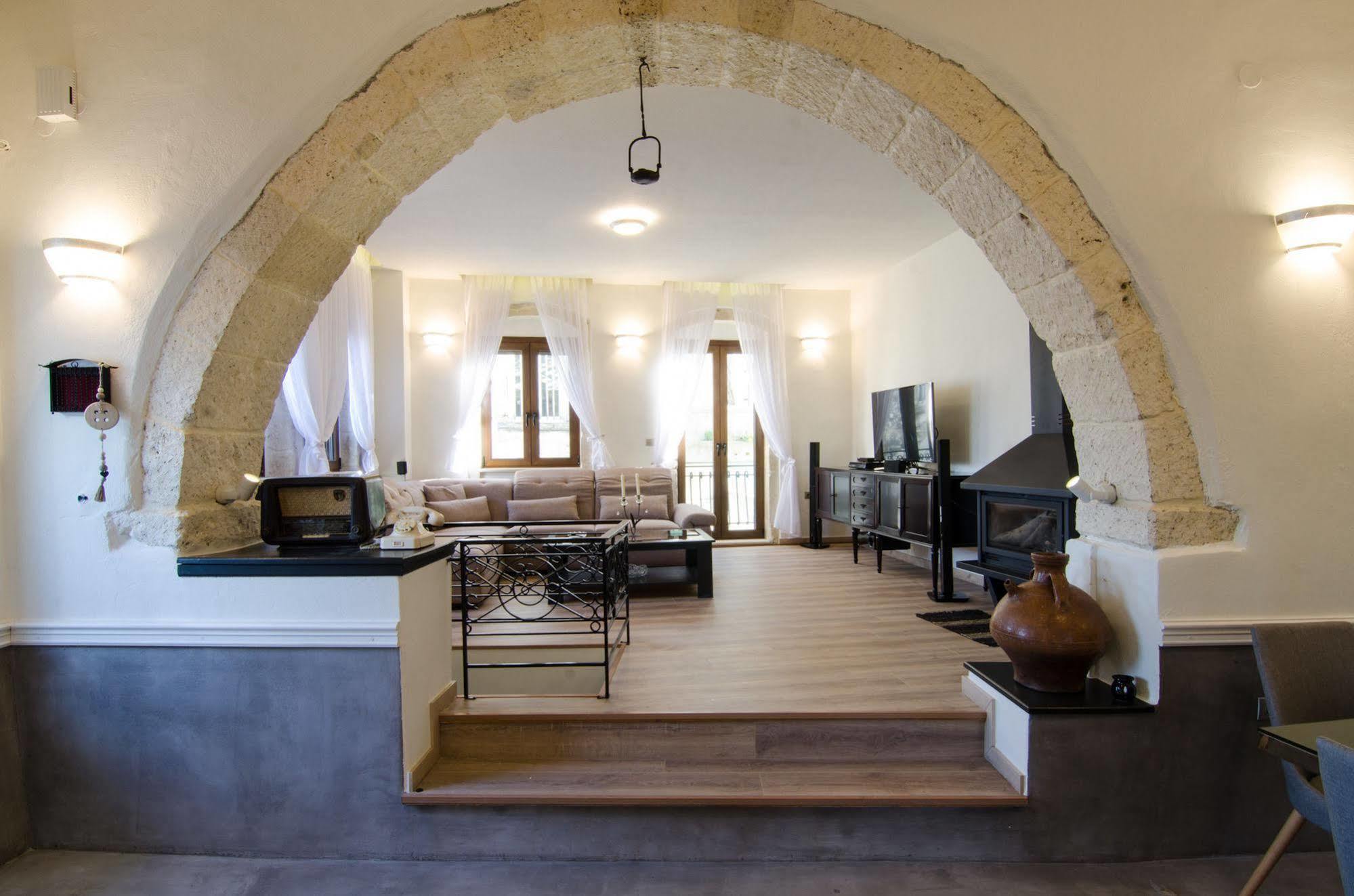 Athina House Spa & Hammam Arkhondiki Exterior photo